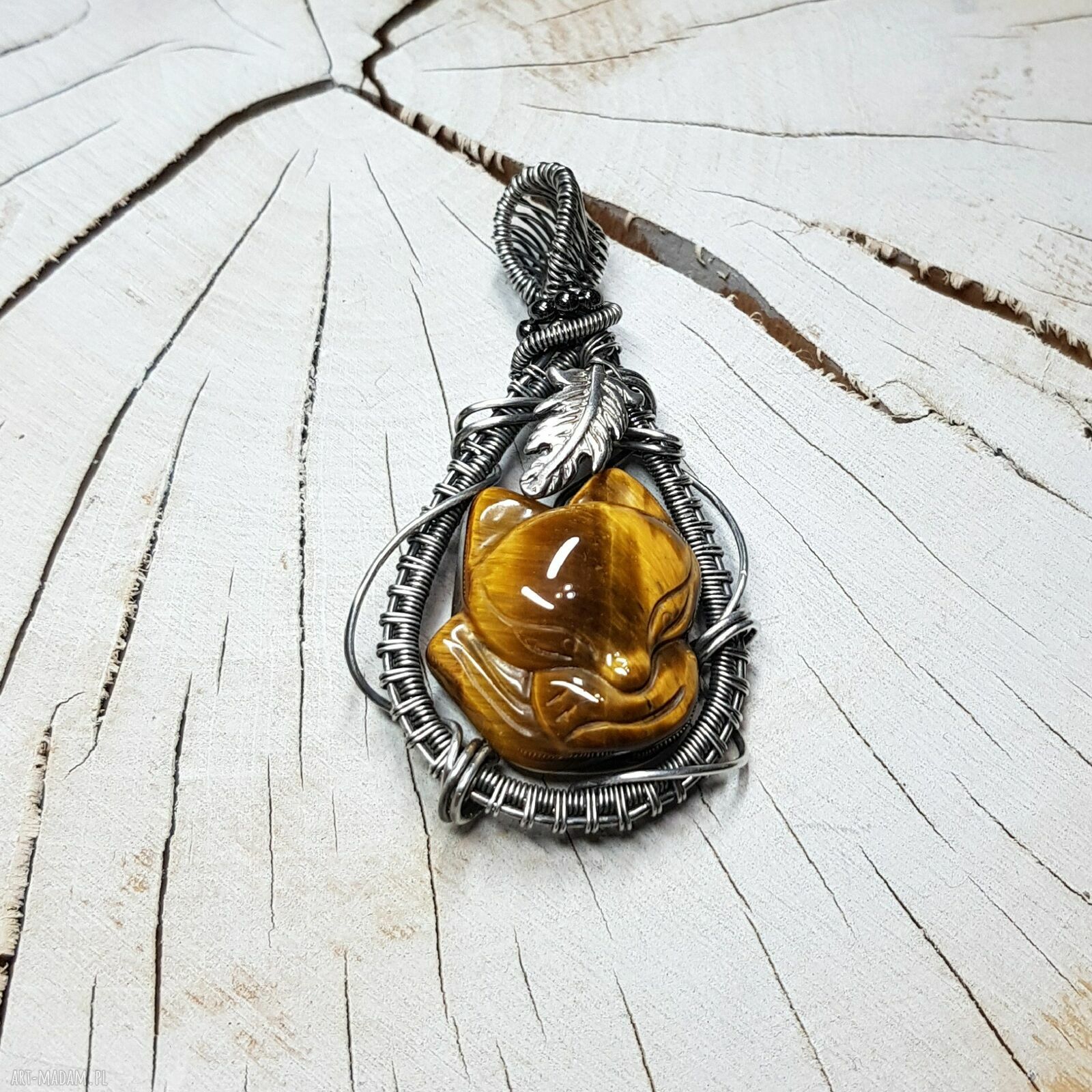 Lisek z tygrysiego oka s223 - ręcznie robiony wisiorek wire wrapping z srebra 999