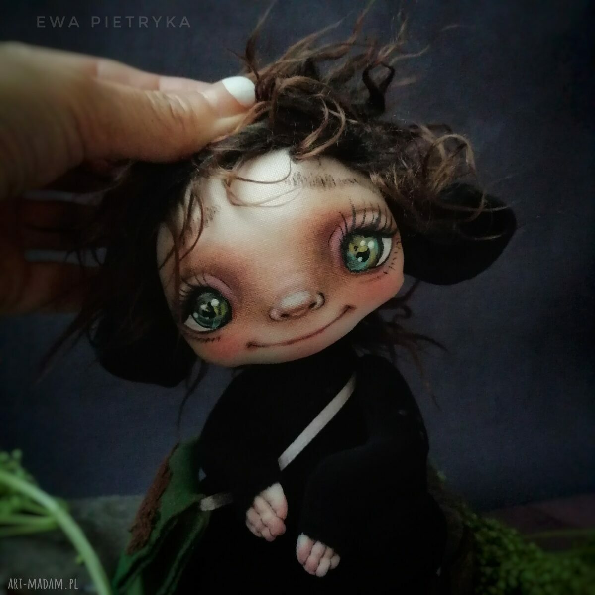Lisi Chochlik czarny - artystyczna lalka kolekcjonerska handmade