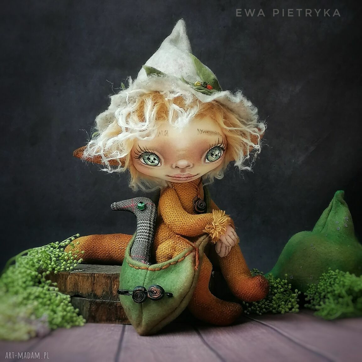 Lisi Chochlik z gęsią - artystyczna lalka kolekcjonerska