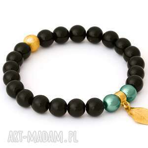 lavoga black jade with pearl & leaf pendant