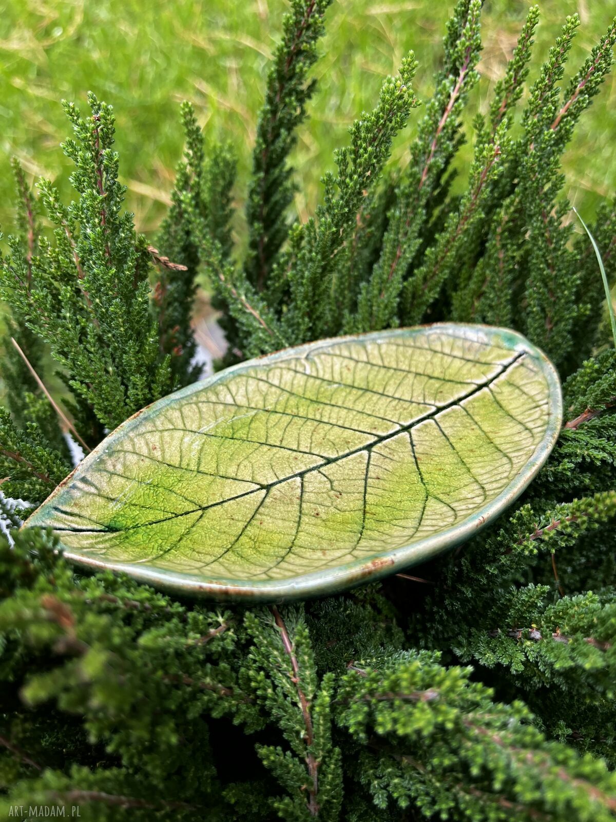 Ceramiczny listek na biżuterię i drobiazgi