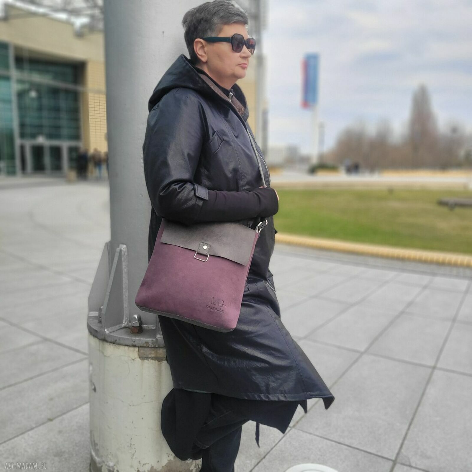 Listonoszka z klapką Ada w kolorze wrzosowym - torebka na ramię handmade