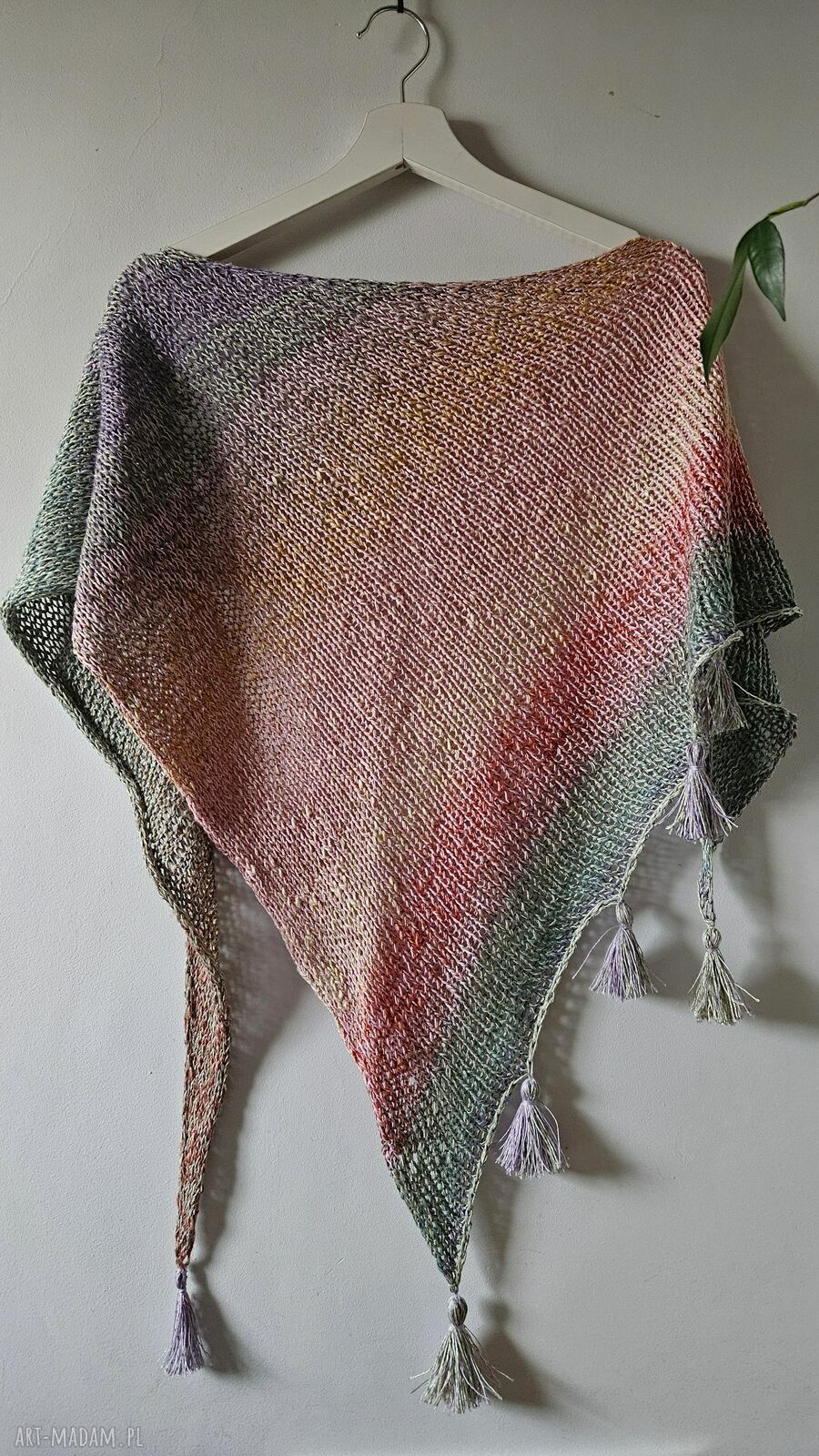 Lniana chusta boho na drutach z chwostami (ok. 160 cm)
