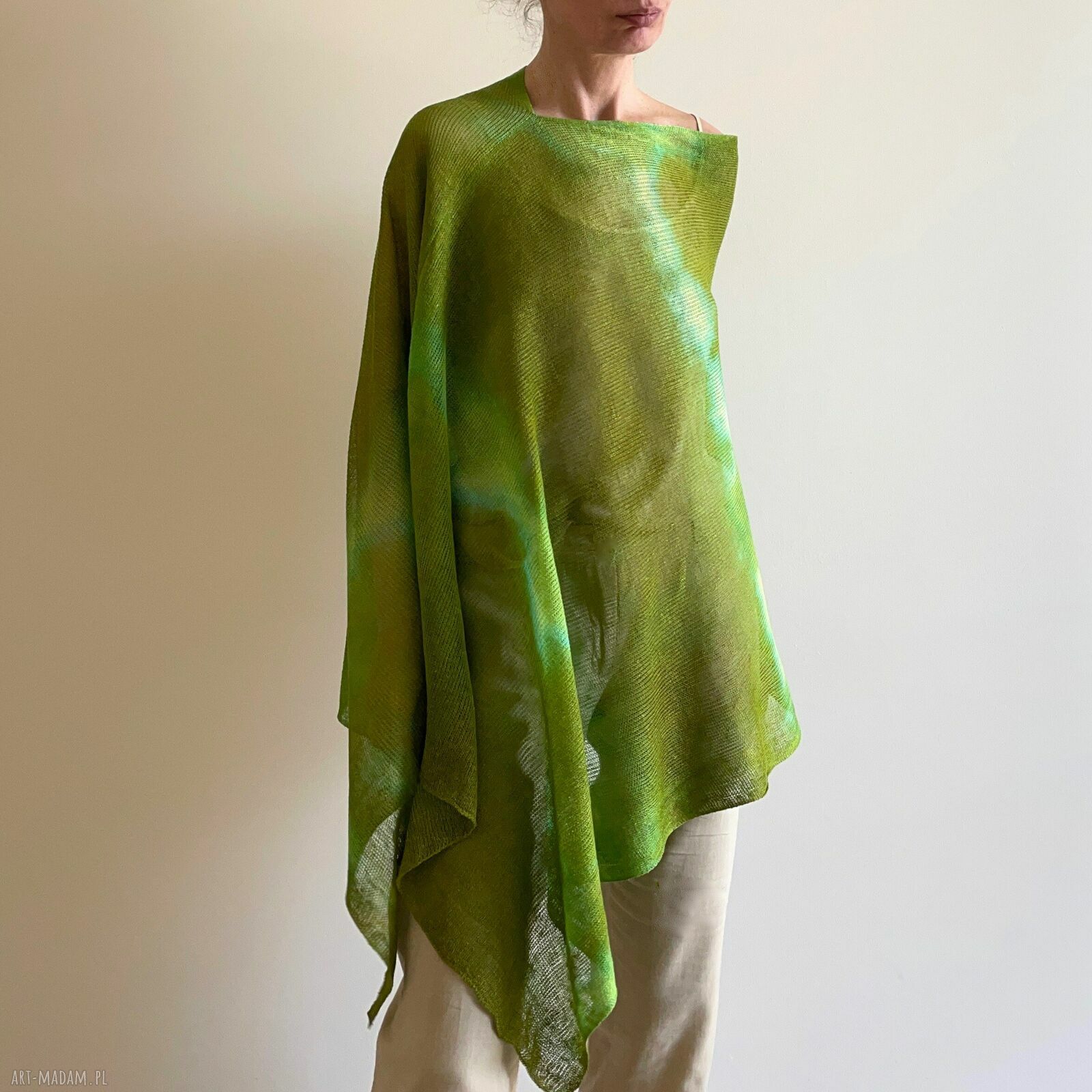 Lniana narzutka - poncho tunika w ciepłej zieleni z lnu (handmade)