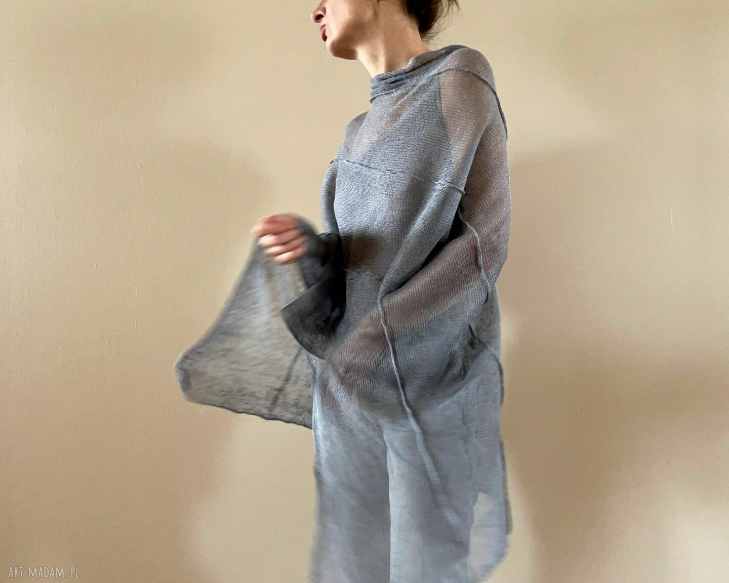 Szara lniana narzutka poncho z przeszyciami - elegancka tunika eko