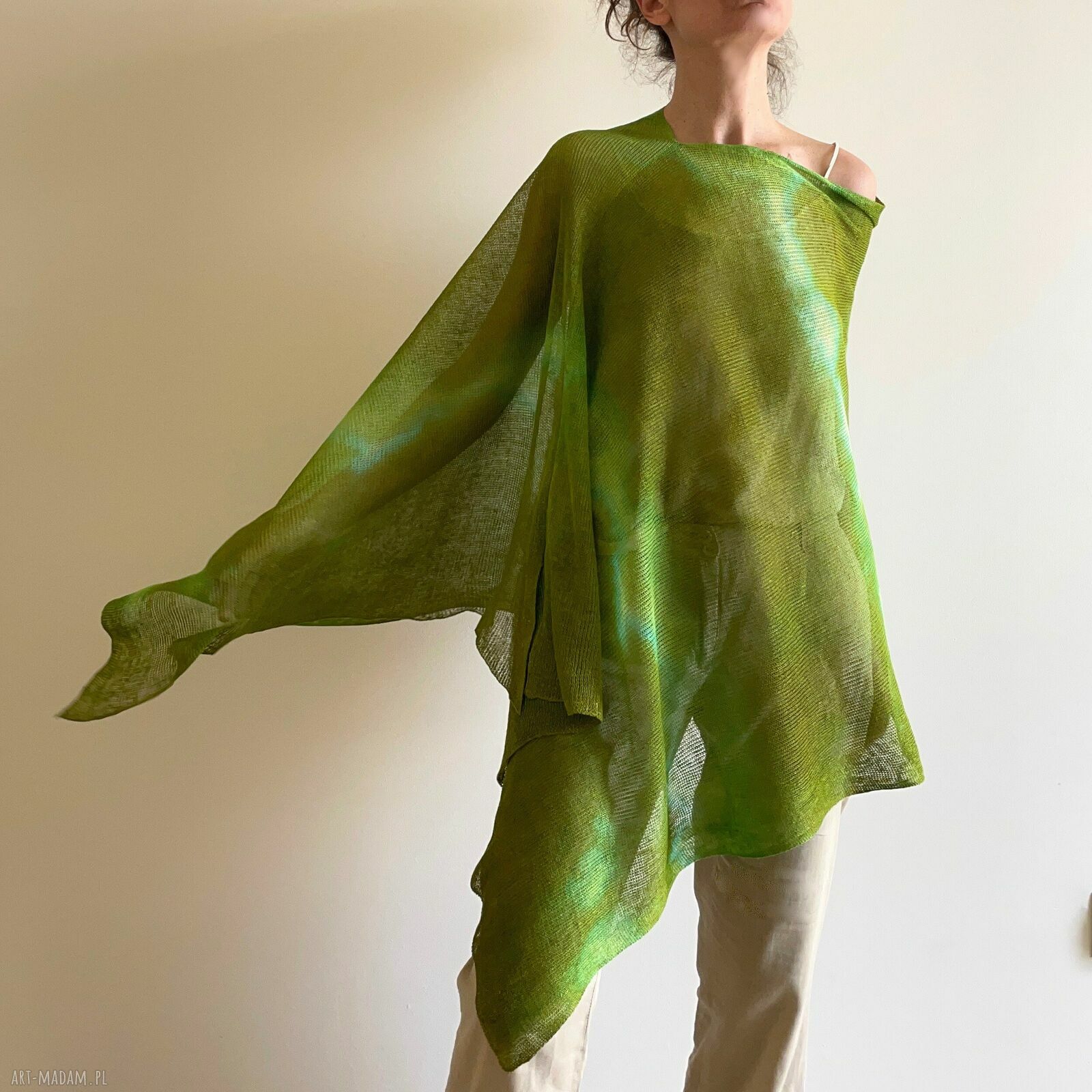 Lniana narzutka - poncho tunika w ciepłej zieleni z lnu (handmade)
