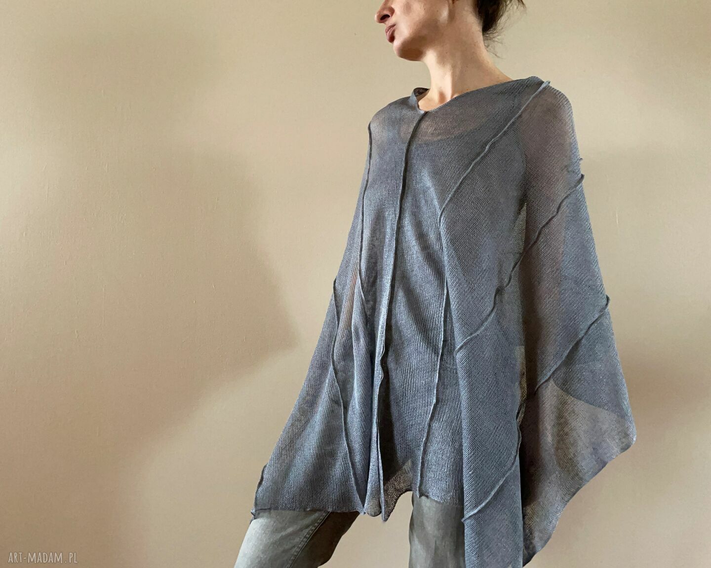 Szara lniana narzutka poncho z przeszyciami - elegancka tunika eko