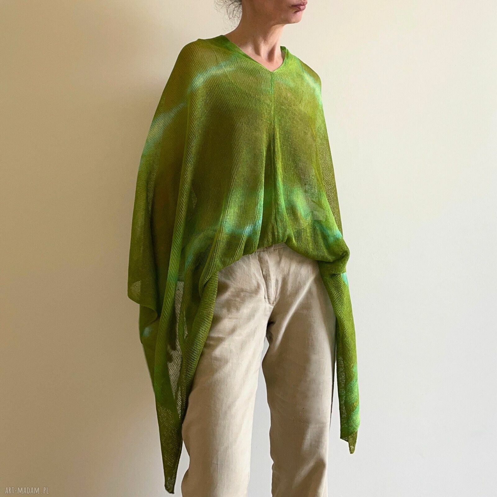 Lniana narzutka - poncho tunika w ciepłej zieleni z lnu (handmade)