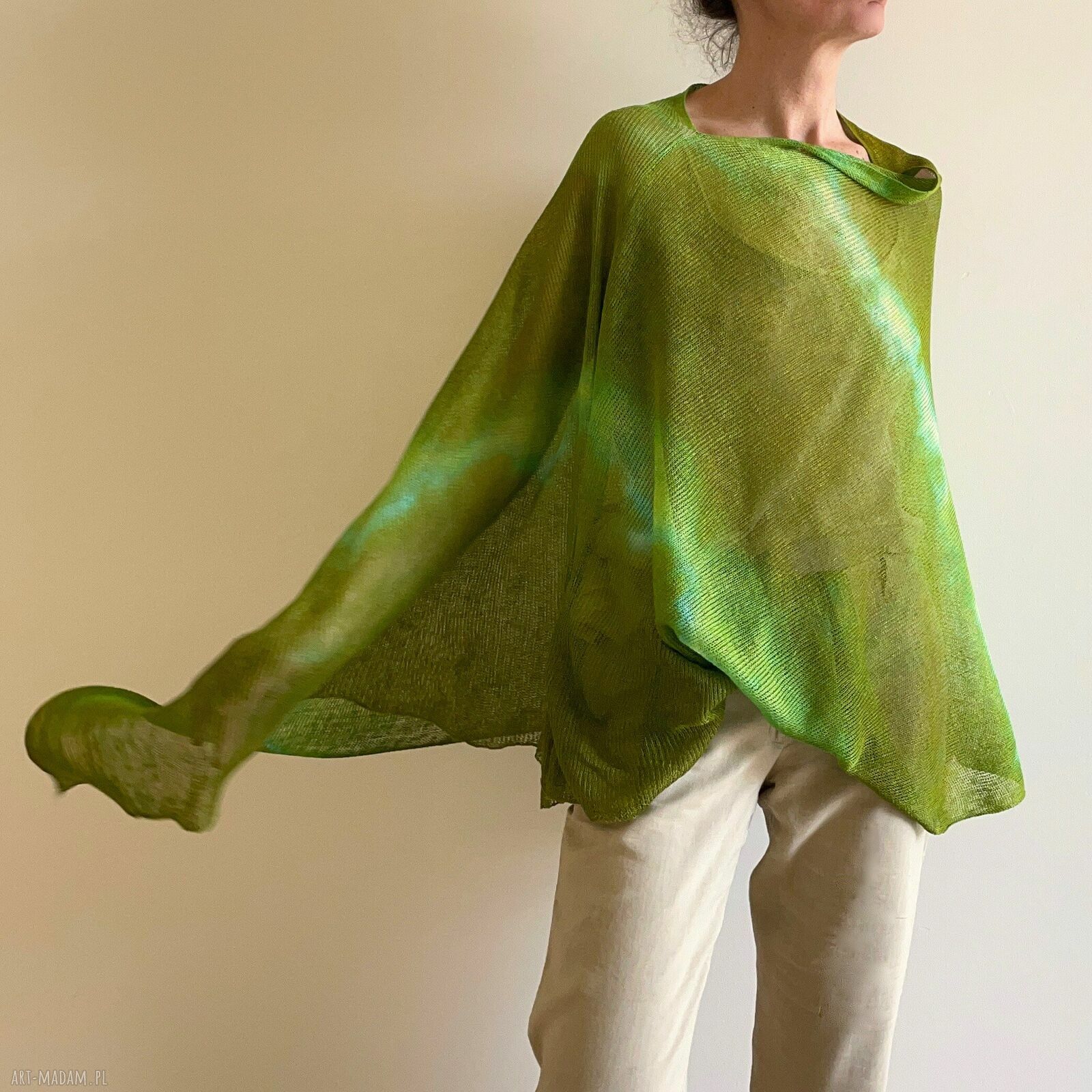 Lniana narzutka - poncho tunika w ciepłej zieleni z lnu handmade