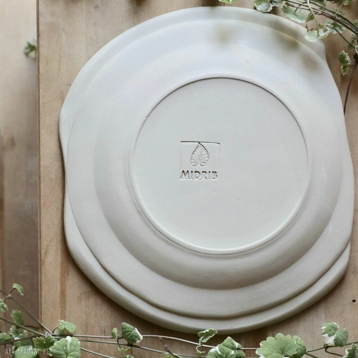Zielona ceramiczna patera „Lodowiec” z liściem - handmade Midrib