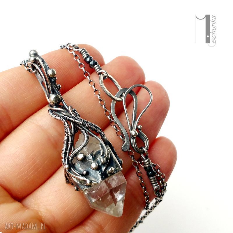Lodowy amulet srebrny naszyjnik z kryształem górskim handmade (wire wrapping)