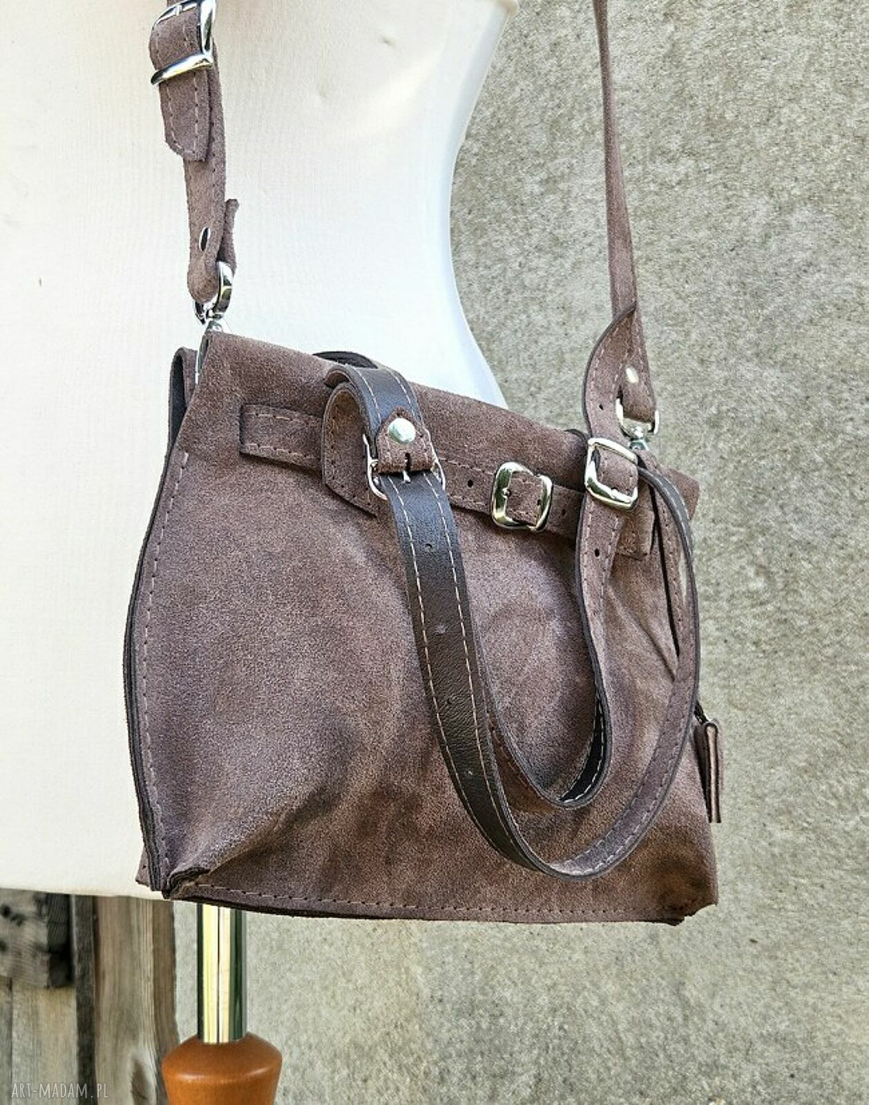 Ręcznie robiona kopertówka damska - elegancki dodatek na wyjątkowe okazje