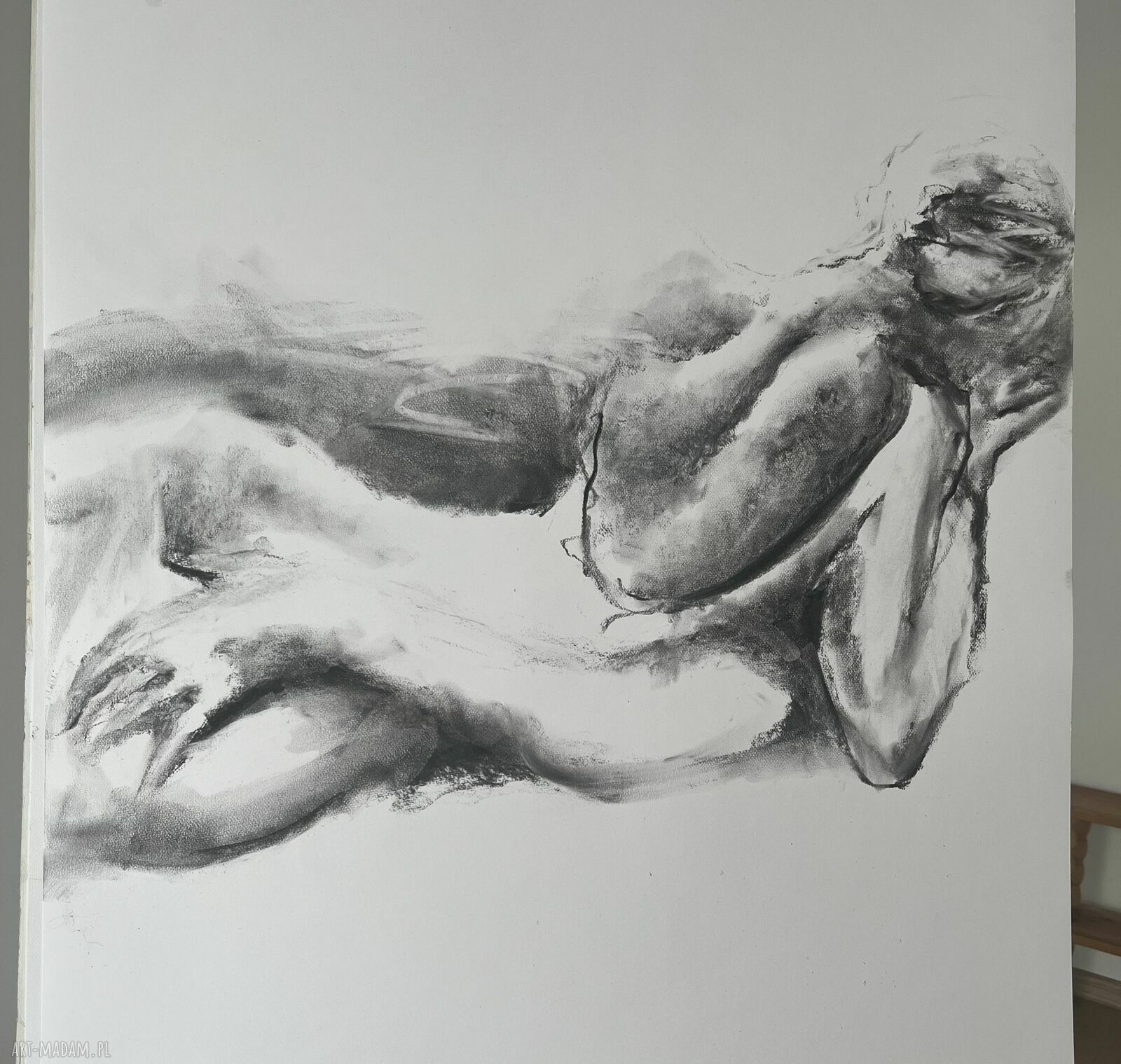 Love You - 70x60 cm, rysunek węglem na papierze w ciepłej bieli
