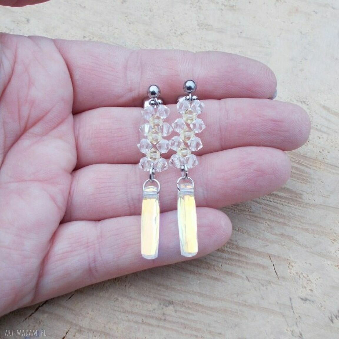 Lśniące kolczyki z kryształami Swarovski na wyjście