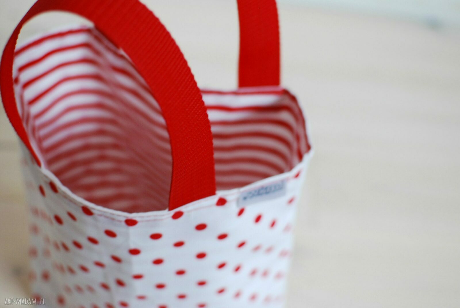 Czerwono-biała torba LunchBag by wkml Marina na drugie śniadanie z bawełny