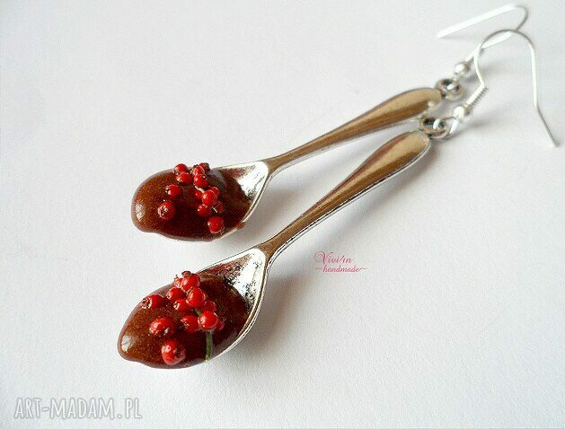Kolczyki handmade łyżeczki z porzeczkami - czerwone porzeczki i czekoladowy krem