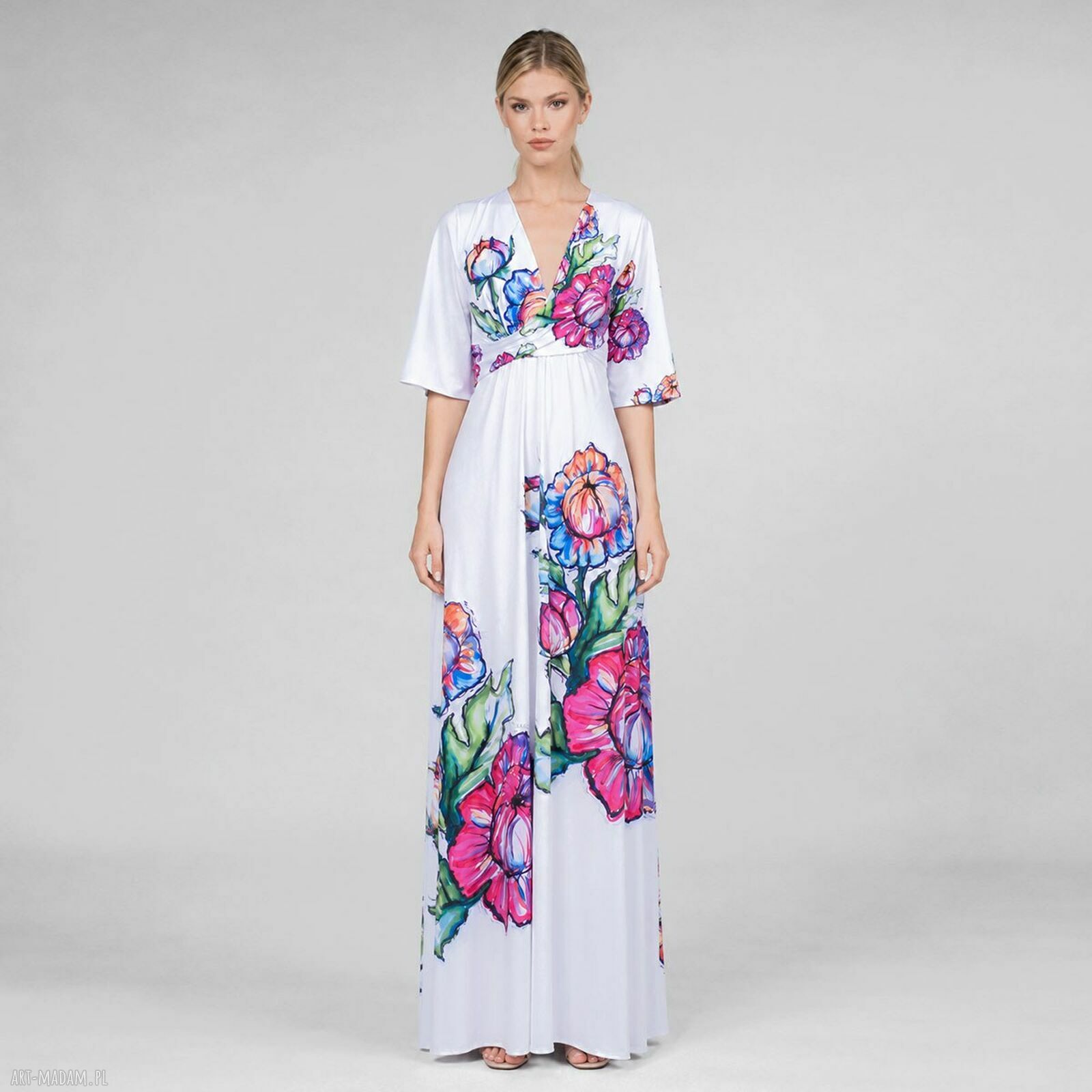 Magdalena Maxi Flower - suknia ślubna z kwiatem maxi