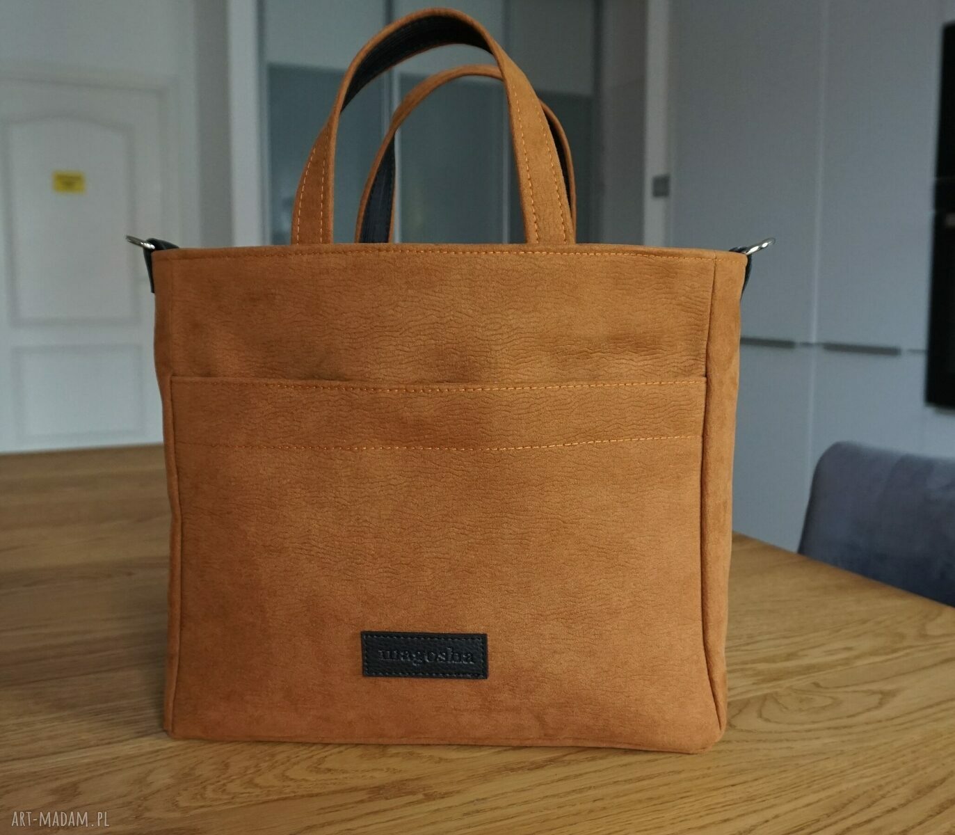 Torebka na ramię Magosha OFFICE A4 w kolorze rudy camel - wodoodporny eko nubuk