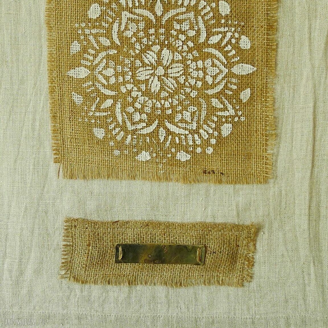Makata ścienna wabi-sabi z mandalą - juta, bawełna-len i stare drewno (3)