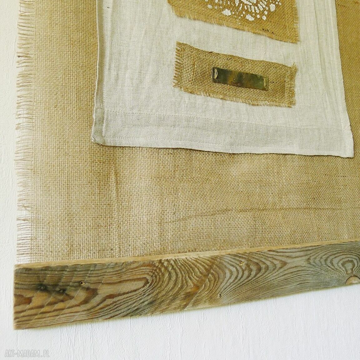 Makata ścienna wabi-sabi z mandalą - juta, bawełna-len i stare drewno (3)