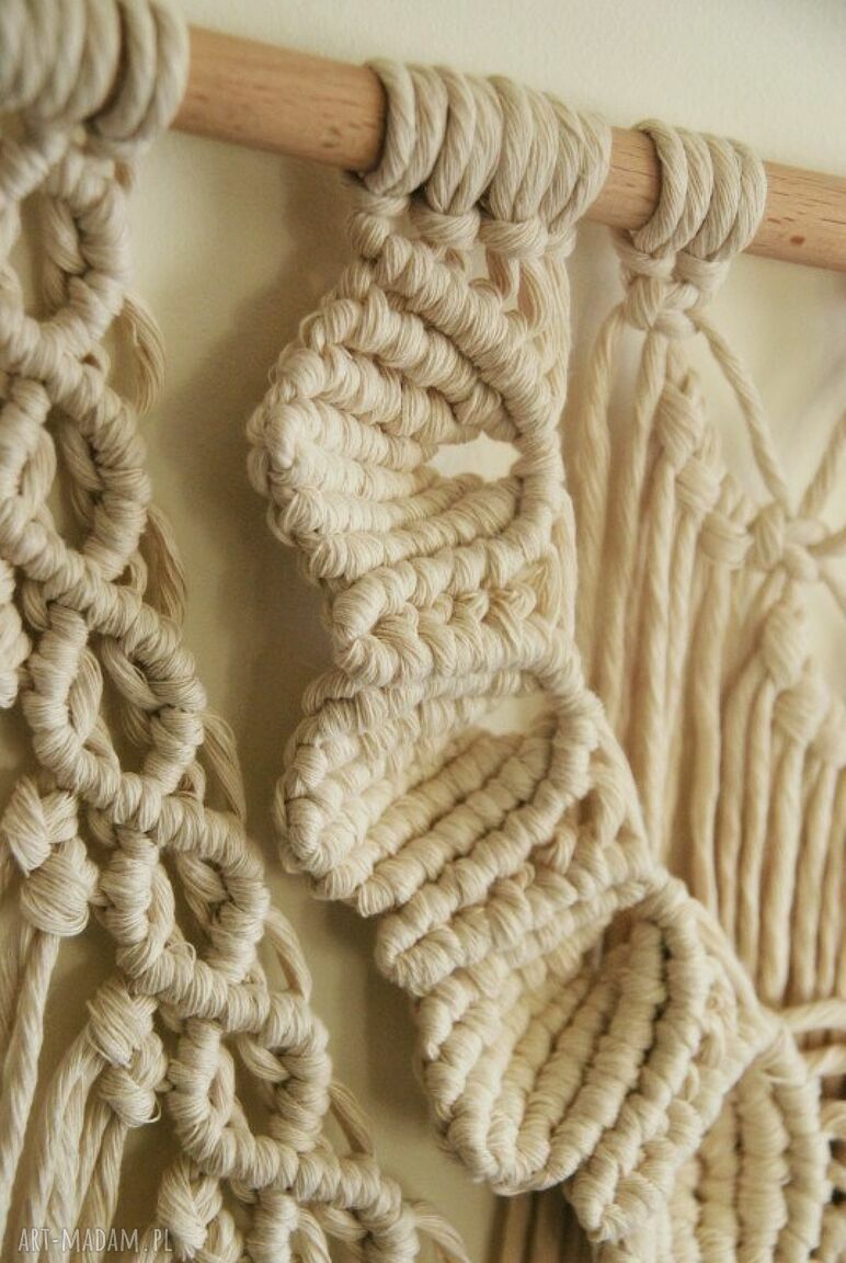 Makrama boho 50 cm - zawieszka na ścianę z ecru sznurka