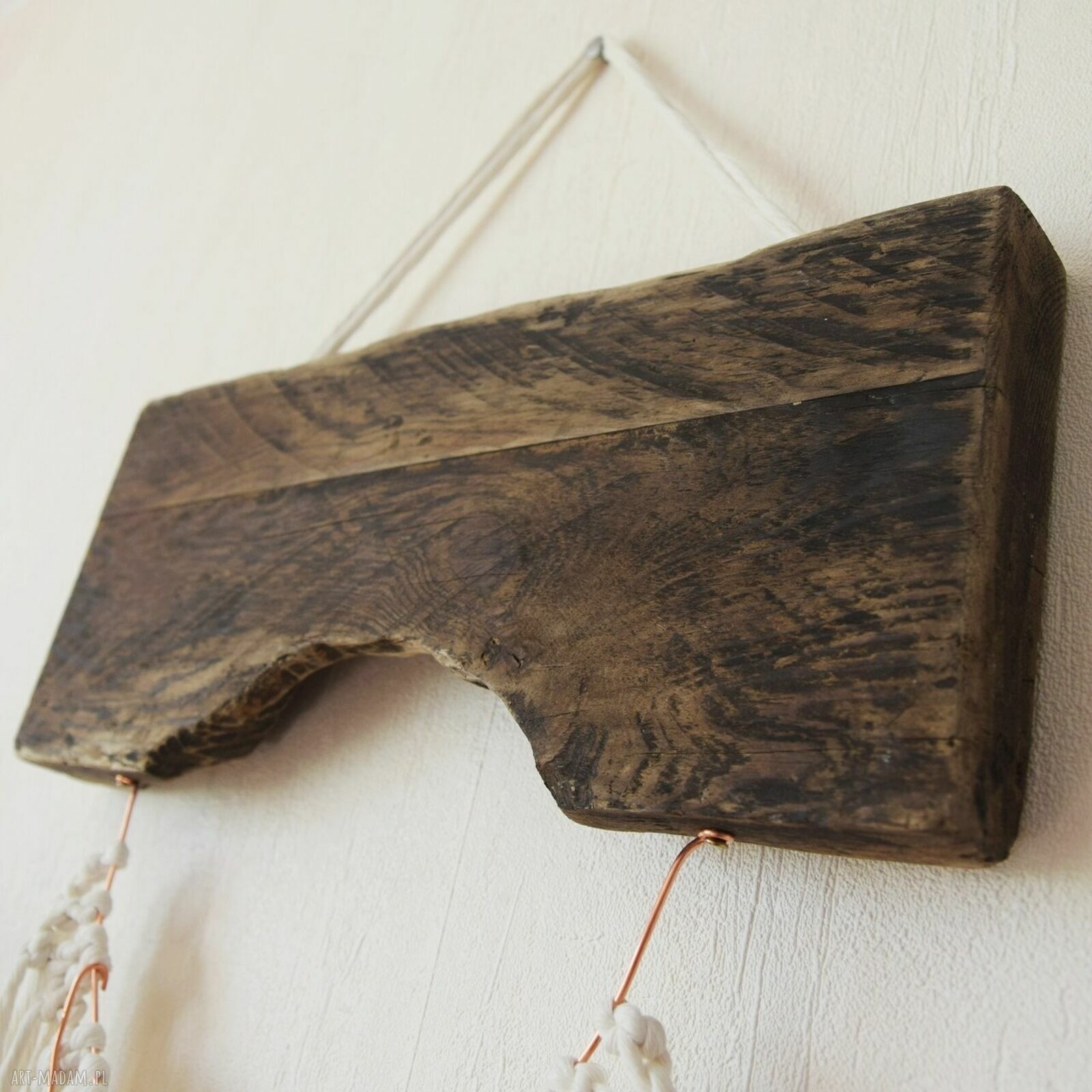 Makrama dekoracja ścienna z miedzią i starym drewnem - Japandi Wabi-sabi