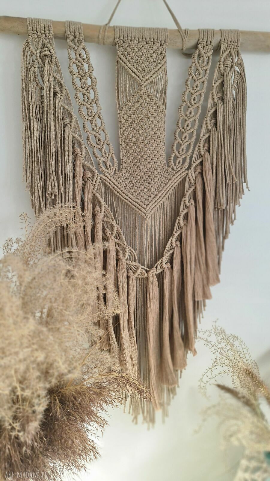 Ręcznie pleciona makrama ścienna w stylu boho