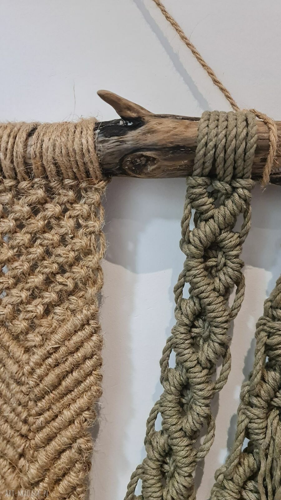 Oliwkowa makrama ścienna handmade - dekoracja boho do domu