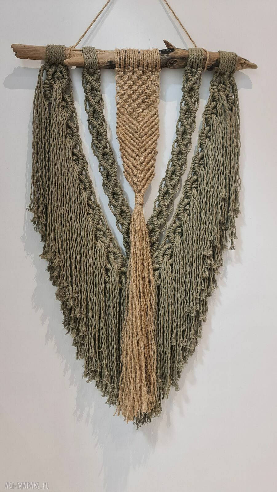 Oliwkowa makrama ścienna handmade - dekoracja boho do domu