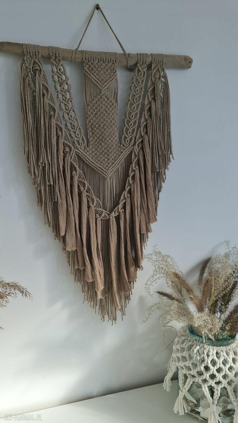 Ręcznie pleciona makrama ścienna w stylu boho