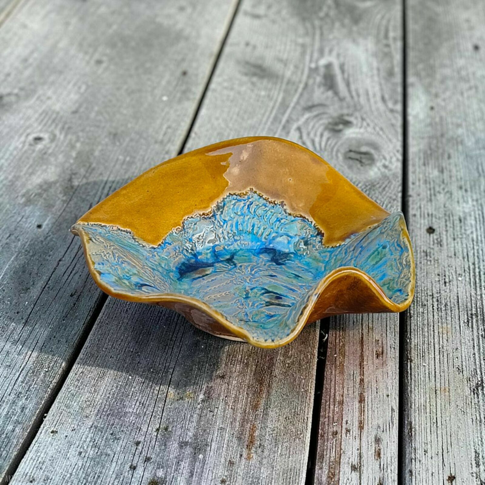 Mała patera ceramiczna ręcznie robiona
