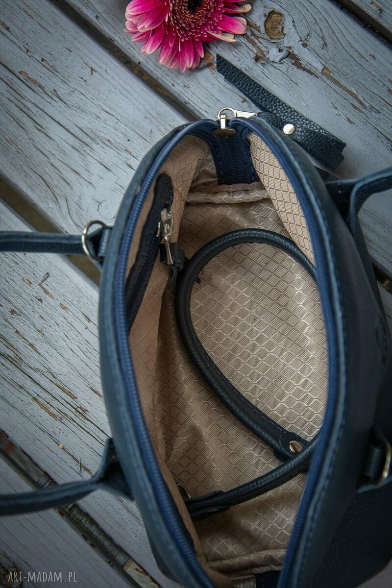 Mała granatowa torebka skórzana na ukos (crossbody) LadyBuQ Art
