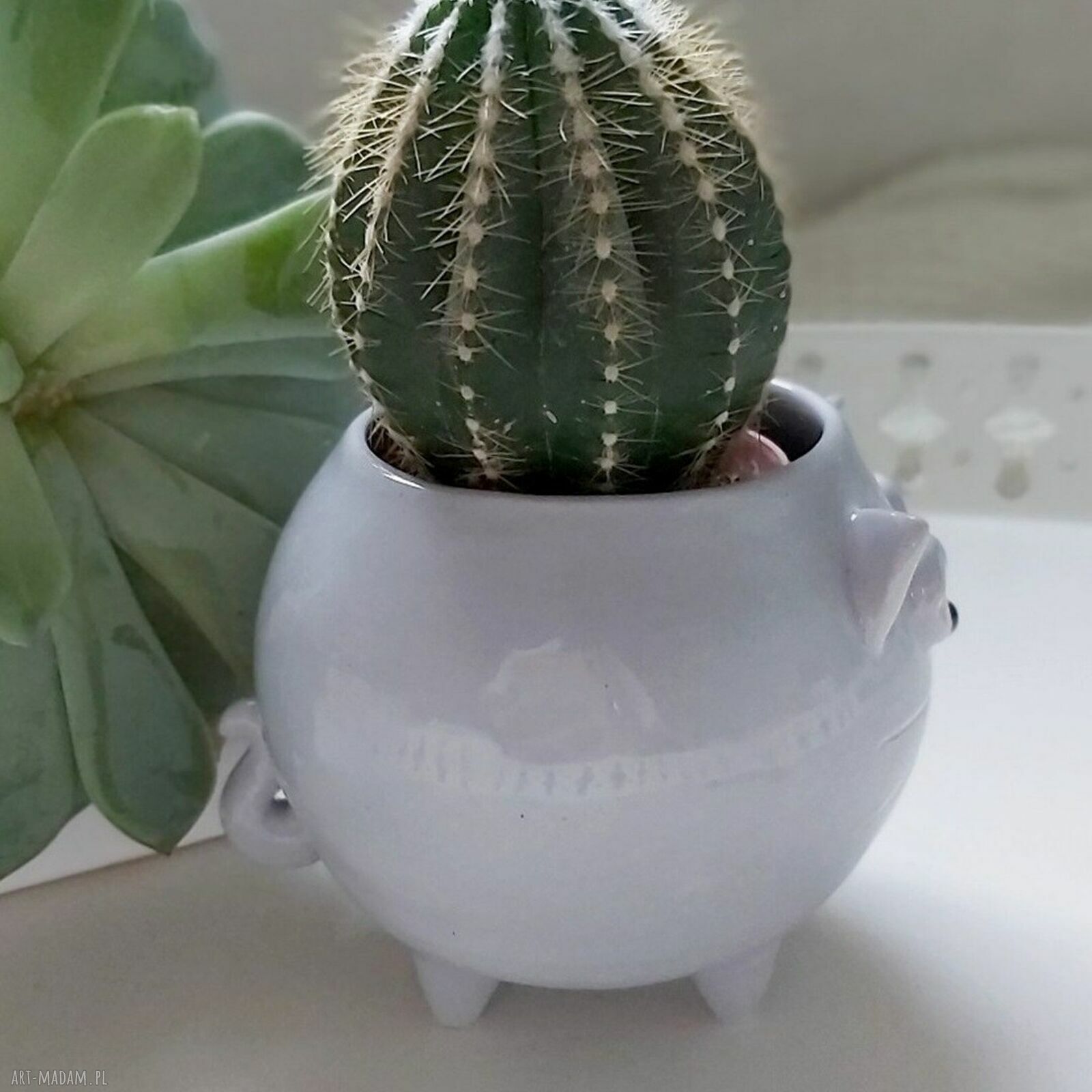 Mała szara doniczka ceramiczna kot Kiziora - polskie rękodzieło Lamabo Ceramics