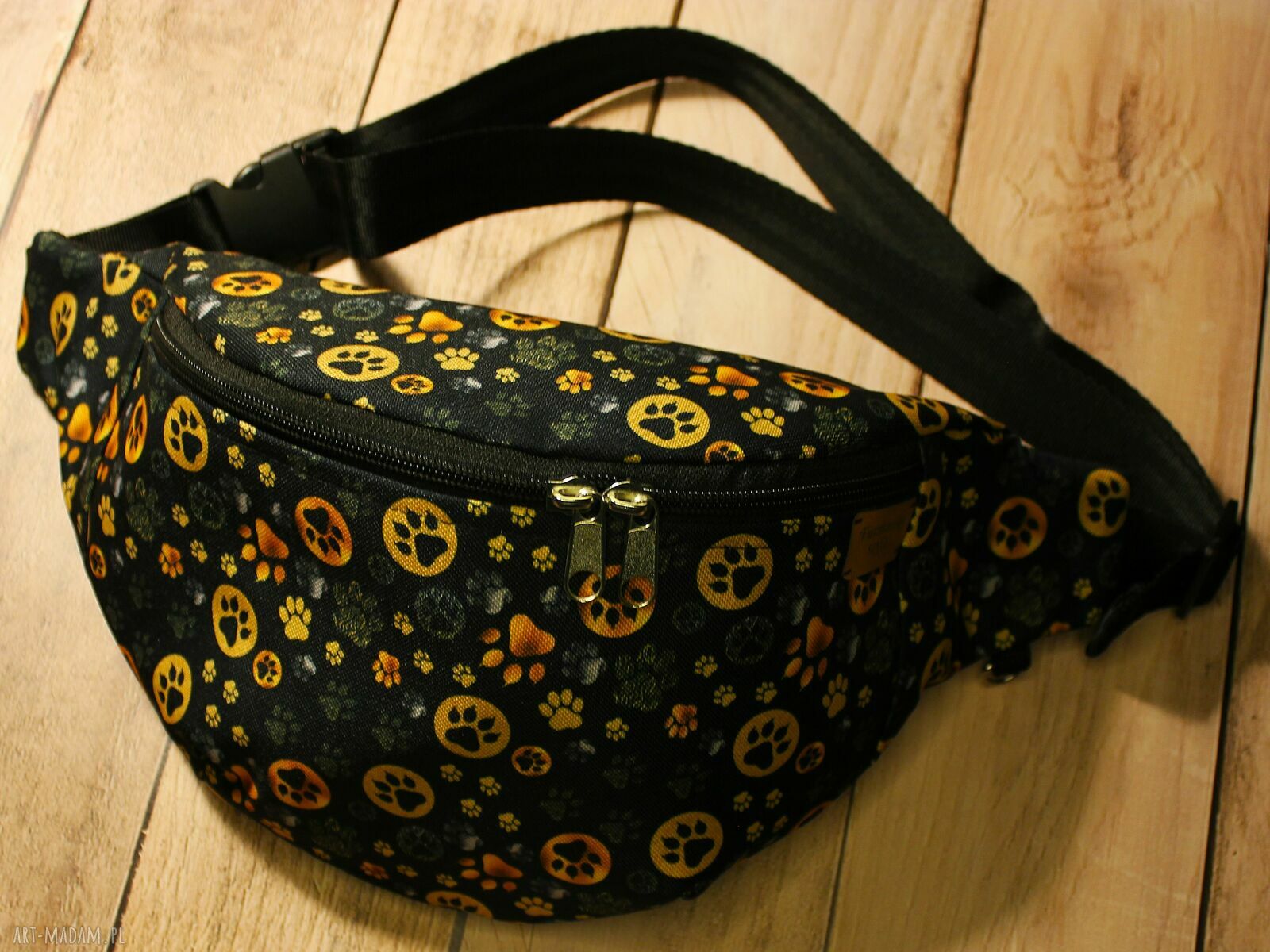 Nerka małe łapki - handmade z podszewką i kieszonką (wodoodporny poliester)