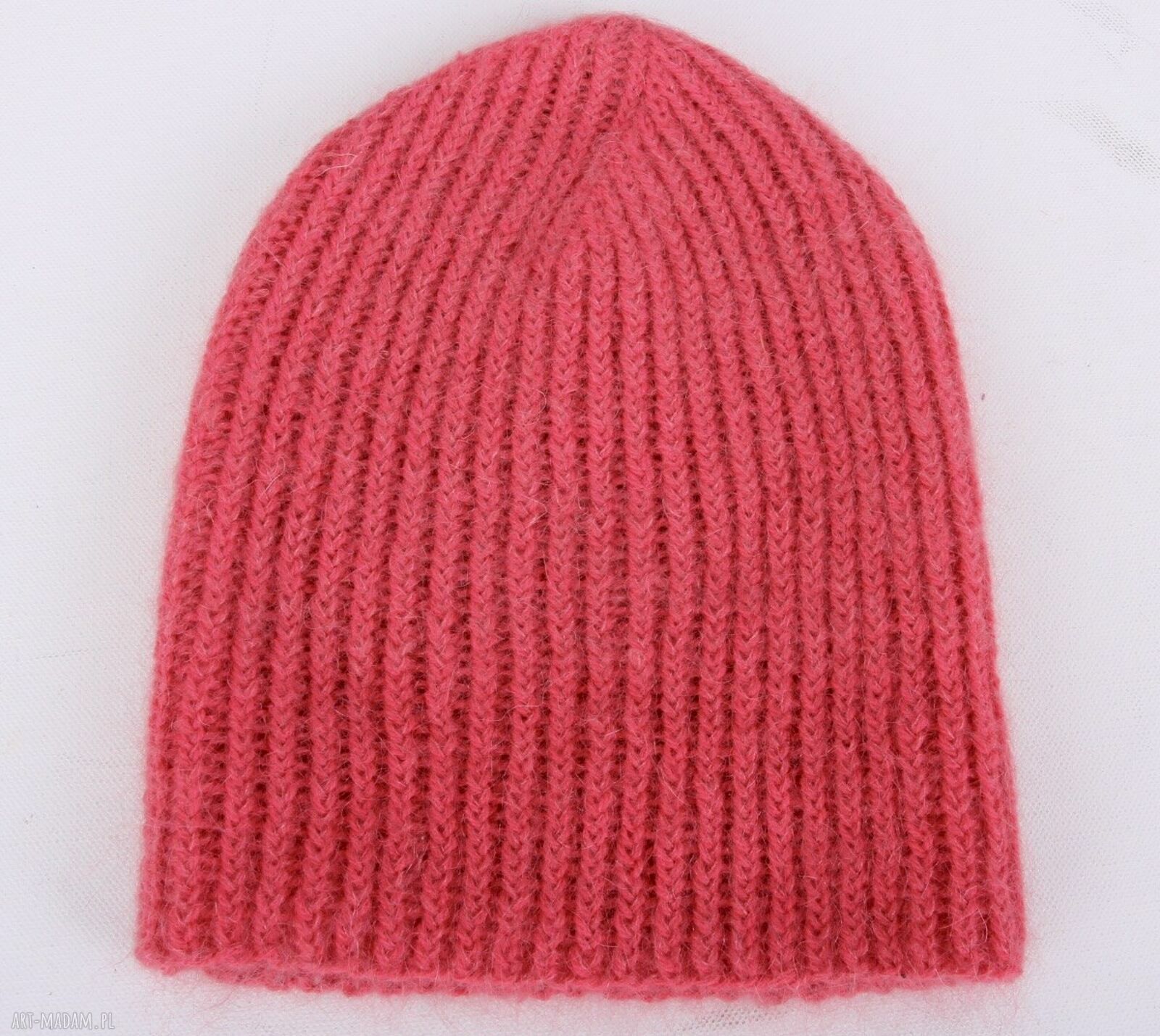 Malinowa czapka handmade z alpaki i moheru - ciepłe otulenie na jesień