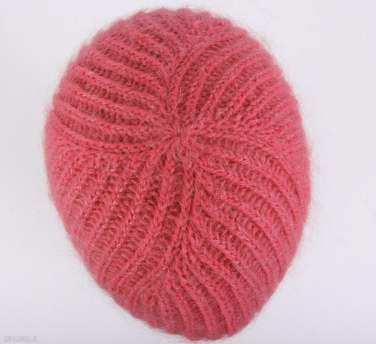 Malinowa czapka handmade z alpaki i moheru - ciepłe otulenie na jesień