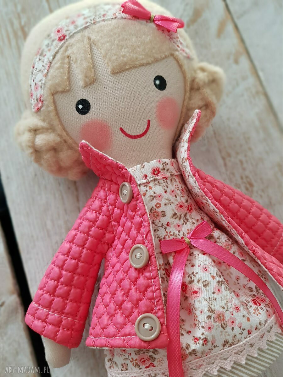 Malowana lala Marta - przytulanka-niespodzianka 40 cm