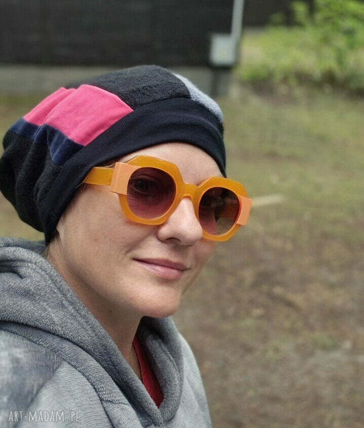 Czapka unisex Smerfetka patchworkowa na podszewce - ręcznie robiona