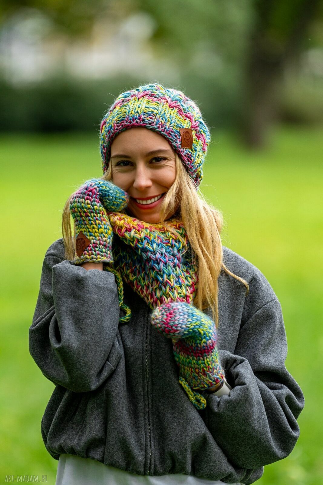 Mały komin MERINO 100% 'Cukierki' - damski komin na drutach
