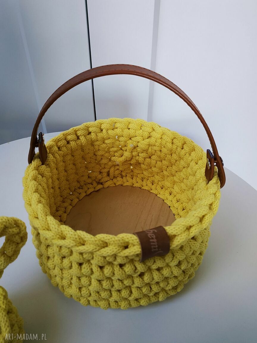 Limonkowy koszyk wielkanocny dla dziecka 15 cm
