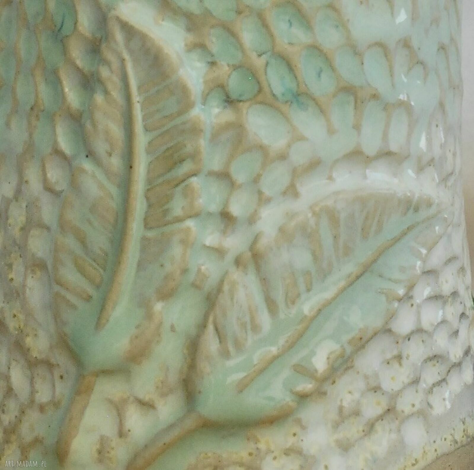 Mały kubek ceramiczny "Piórka" - ręcznie robiony z gliny