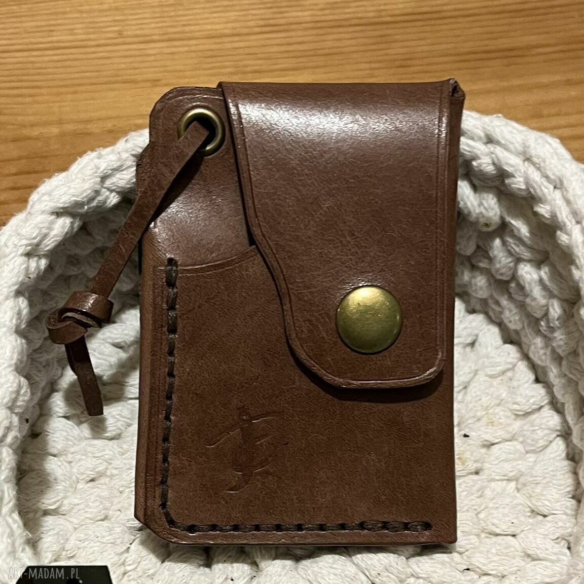 portfele: Mały portfel skórzany ciemno brązowy ręcznie uszyty na karty. Autorskie