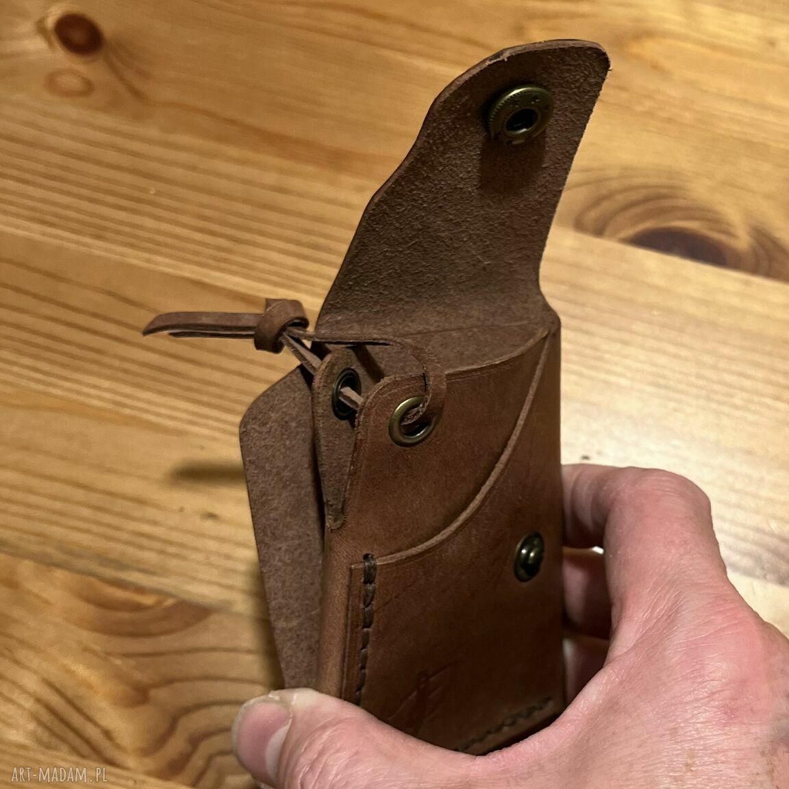 portfele: Mały portfel skórzany ciemno brązowy ręcznie uszyty na karty. Autorskie