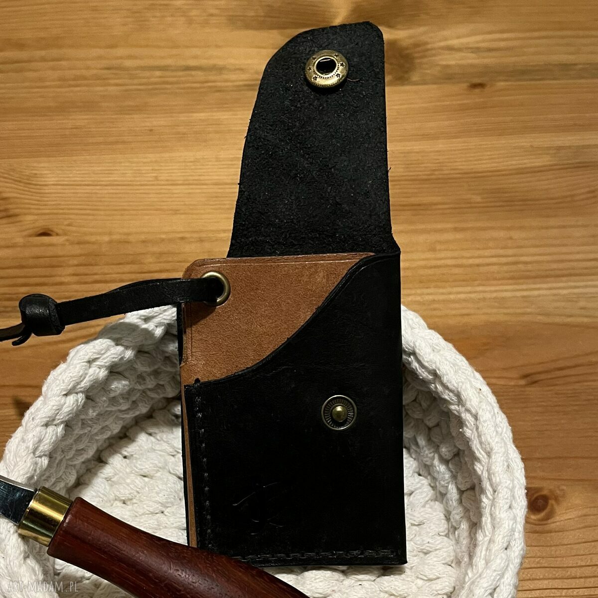 portfele: Mały portfel skórzany czarno brązowy ręcznie uszyty na karty. Autorskie