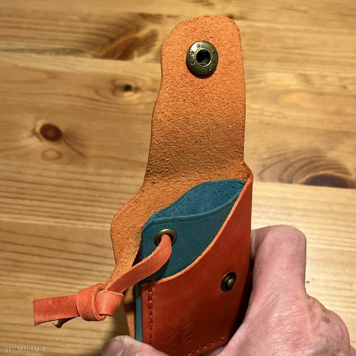 portfele: Mały portfel skórzany czerwono turkusowy ręcznie uszyty na karty. Autorskie