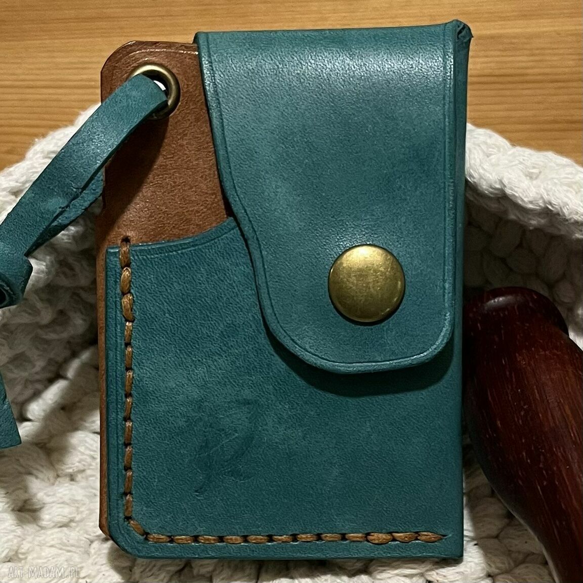 Mały portfel skórzany turkusowo brązowy ręcznie uszyty karty