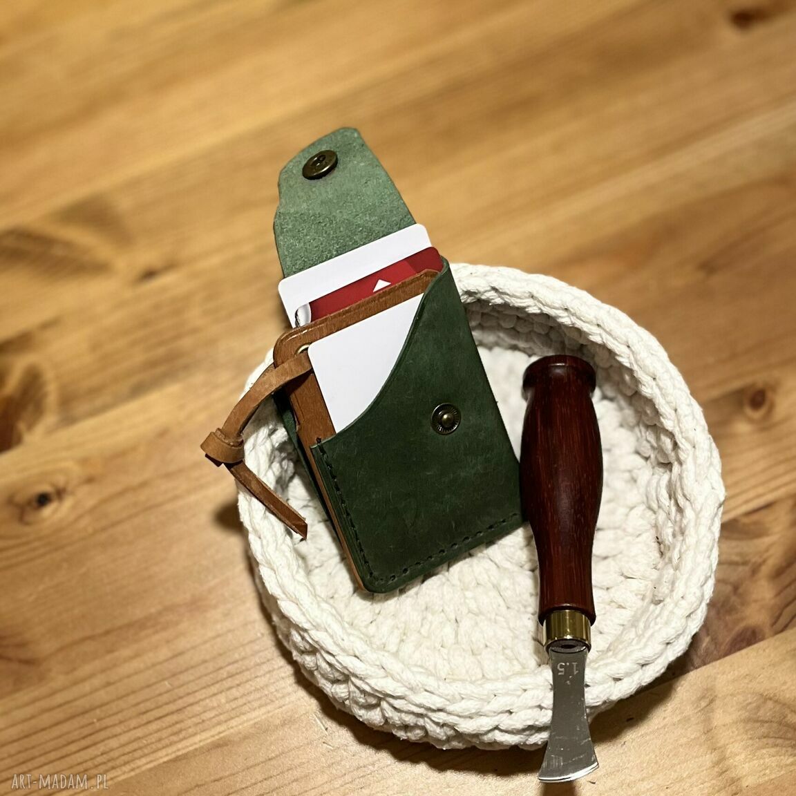 portfele: Mały portfel skórzany zielono brązowy ręcznie uszyty na karty. Hand Made