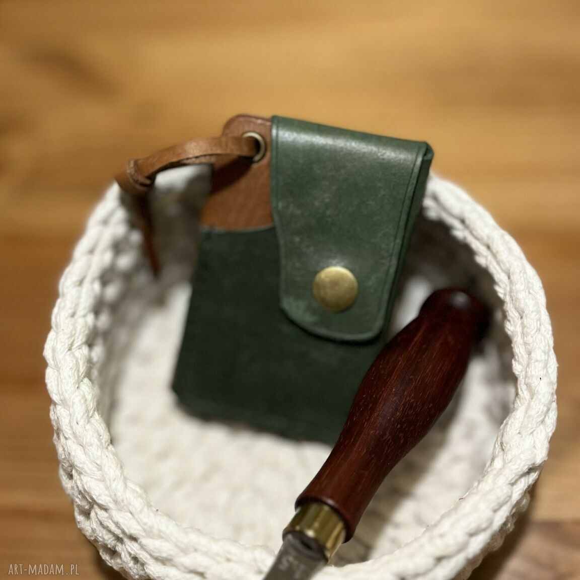 Mały portfel skórzany zielono brązowy ręcznie uszyty karty