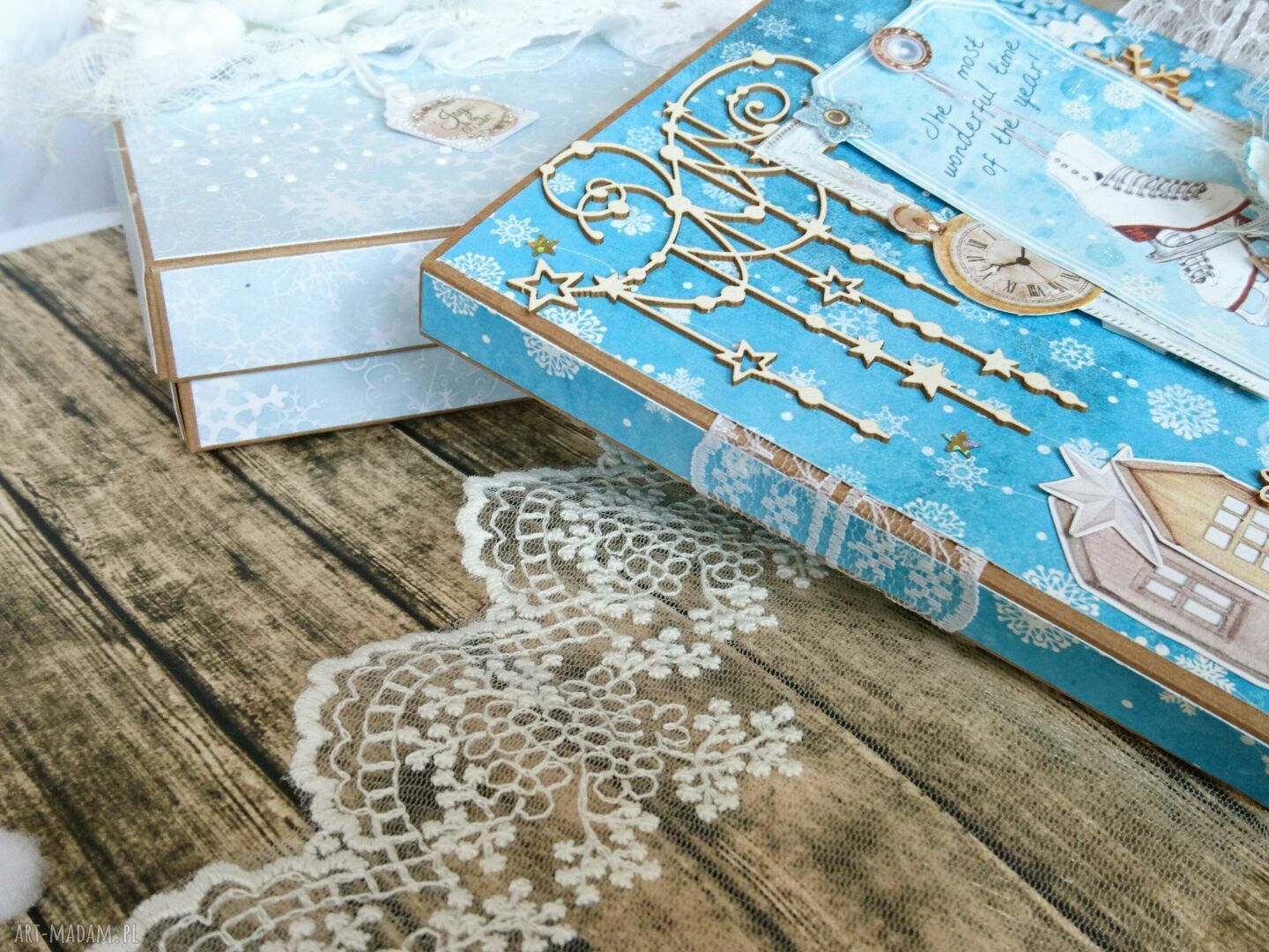 Mały zimowy notes w pudełku - ręcznie robiony scrapbooking