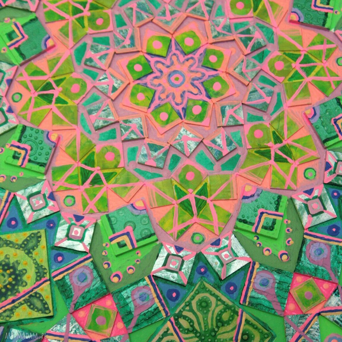 Kolorowa mandala mozaikowa różowo-zielono-niebieska - unikat 50 cm
